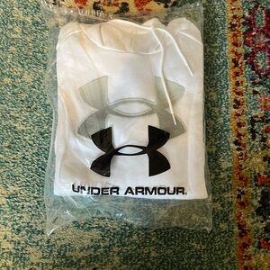 UA M brand new